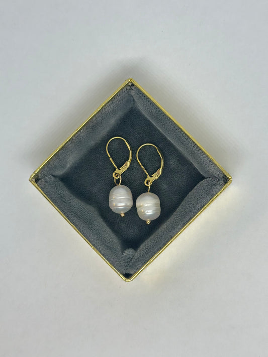 Freshwater Pearl Earrings
